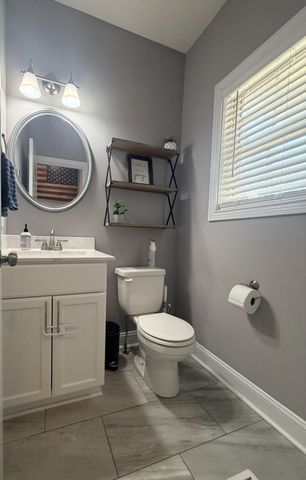 391 Kristie Michelle Ln, Clarksville, TN 37042