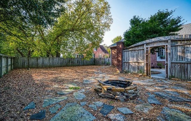 1361 E 10th St, Cookeville, TN 38501