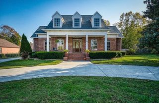 1361 E 10th St, Cookeville, TN 38501