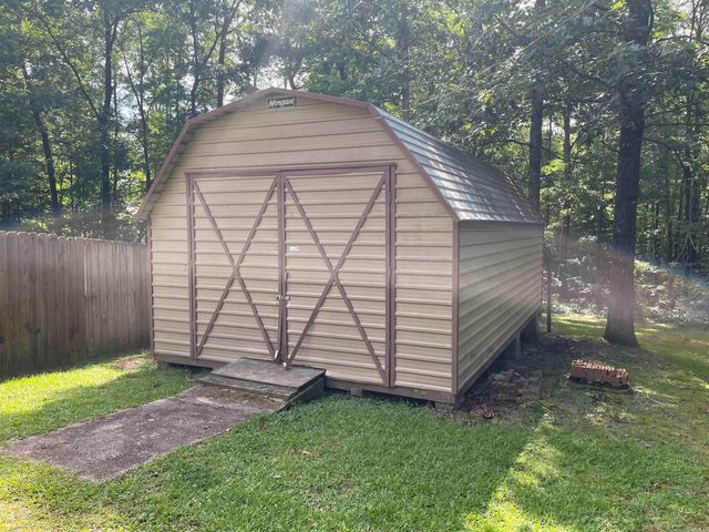 214 Chick Ln, Little Rock, AR 72206