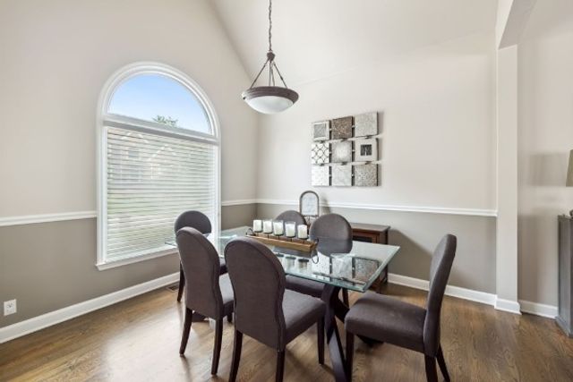 2701 N Highlands Dr, Nashville, TN 37221