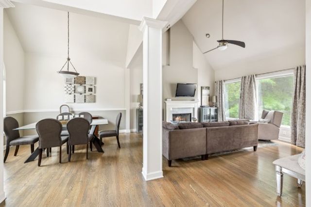 2701 N Highlands Dr, Nashville, TN 37221