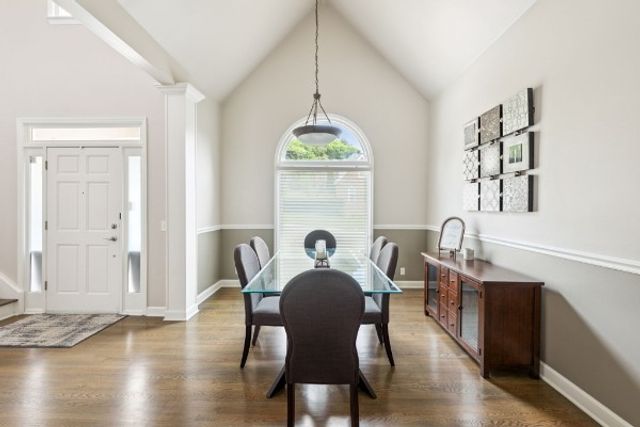 2701 N Highlands Dr, Nashville, TN 37221