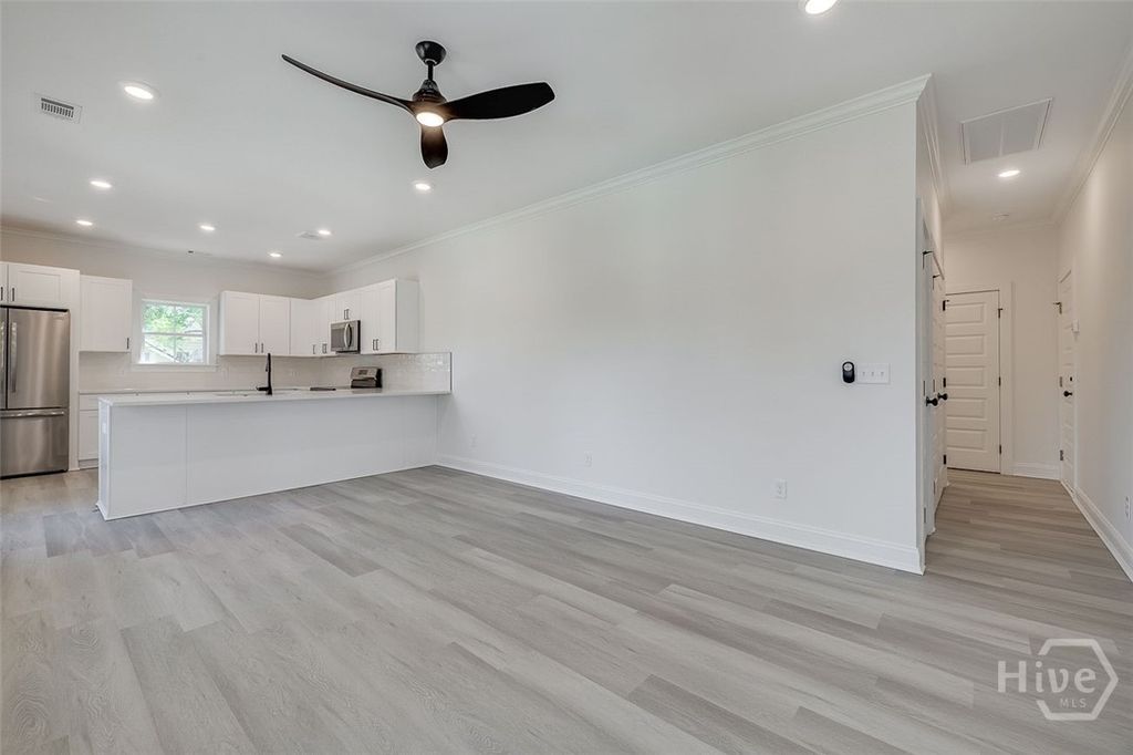 Image 8 of property listing at 1615 Le Grand Street, Savannah, GA 31401