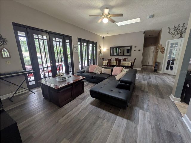 1270 DEER LAKE CIRCLE, Apopka, FL 32712