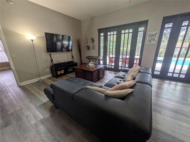 1270 DEER LAKE CIRCLE, Apopka, FL 32712