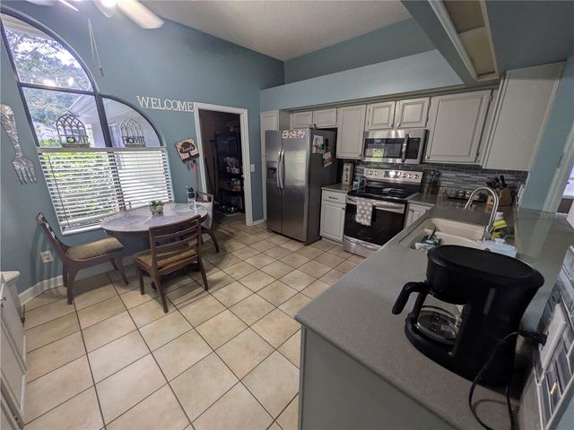1270 DEER LAKE CIRCLE, Apopka, FL 32712
