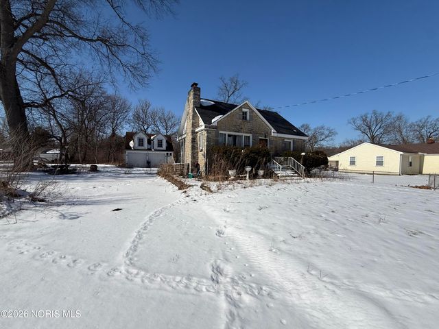 47 Medbury Street, Holland, OH 43528