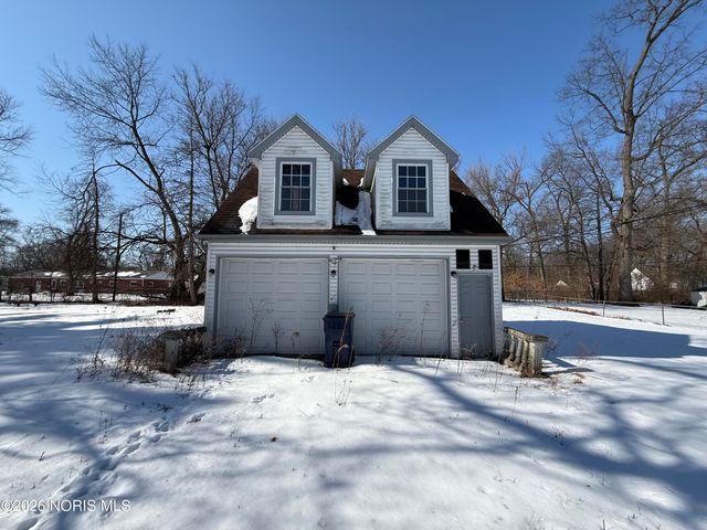 47 Medbury Street, Holland, OH 43528