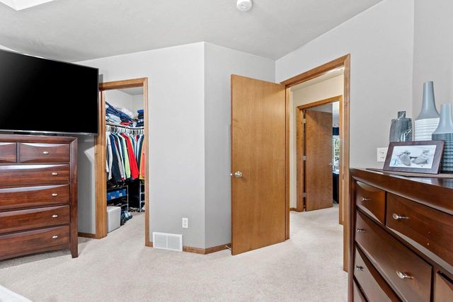 1172 LANSDALE CIRCLE, De Pere, WI 54115