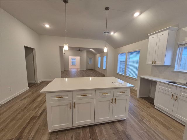 419 Zeus Mountains Drive, Crosby, TX 77532