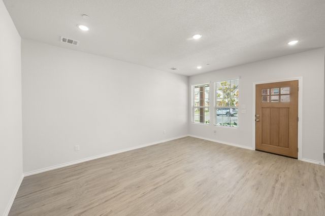4504 Avion Drive, Sanger, TX 76266