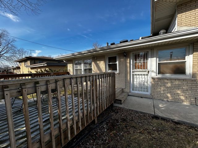 865 E 165th Street, South Holland, IL 60473