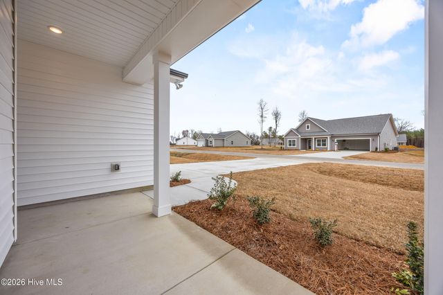 305 Riva Ridge, Burgaw, NC 28425