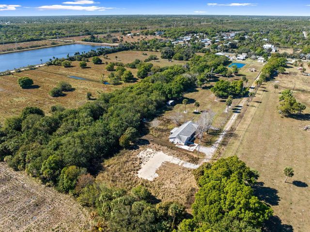 6406 Oleander Avenue, Fort Pierce, FL 34982