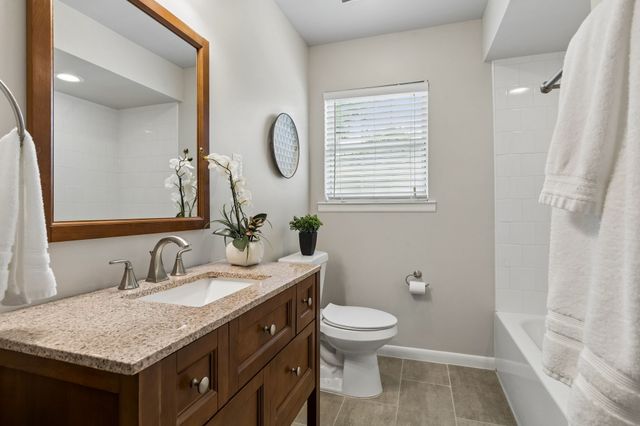 1812 Swan Drive, Dallas, TX 75228