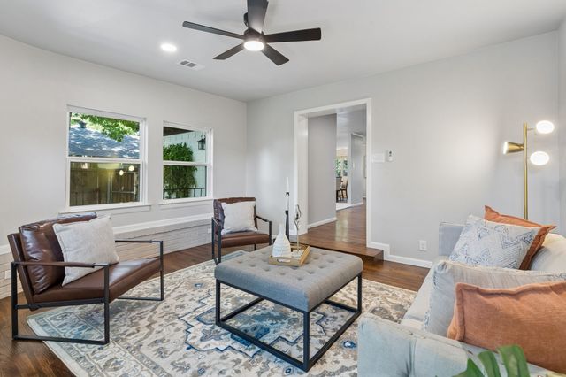 1812 Swan Drive, Dallas, TX 75228