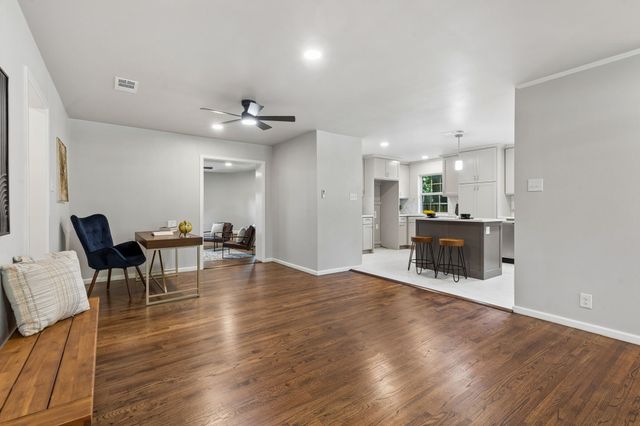 1812 Swan Drive, Dallas, TX 75228
