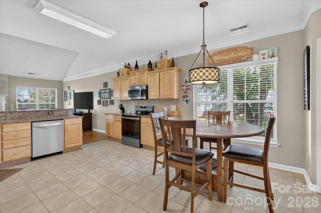 570 Surry Trace Circle NW, Concord, NC 28027