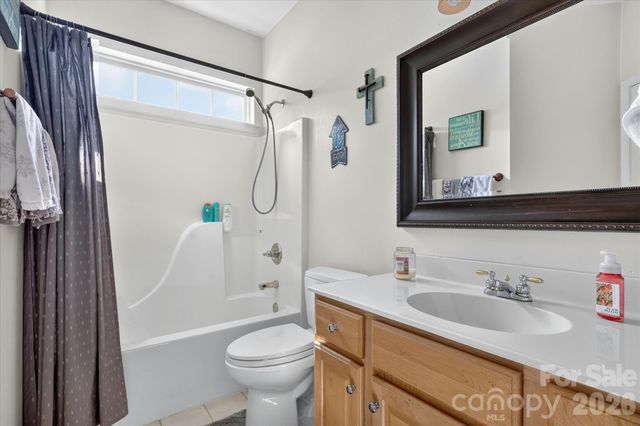 570 Surry Trace Circle NW, Concord, NC 28027