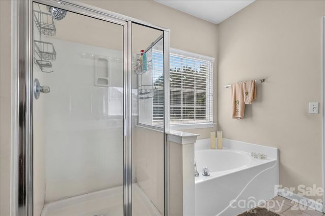 570 Surry Trace Circle NW, Concord, NC 28027