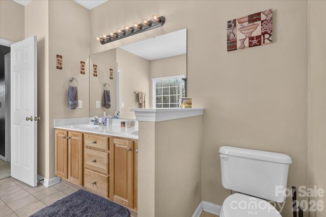 570 Surry Trace Circle NW, Concord, NC 28027