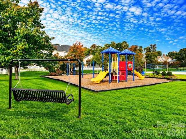 570 Surry Trace Circle NW, Concord, NC 28027
