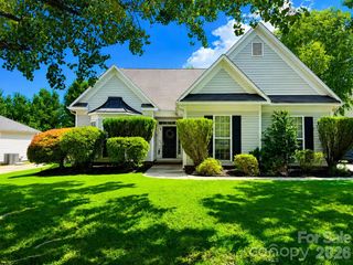 570 Surry Trace Circle NW, Concord, NC 28027