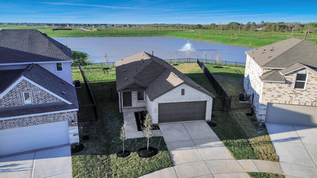 3096 Sunset Glory Drive, Katy, TX 77493