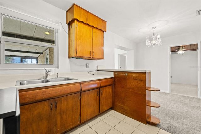 4402 W PAXTON AVENUE, Tampa, FL 33611