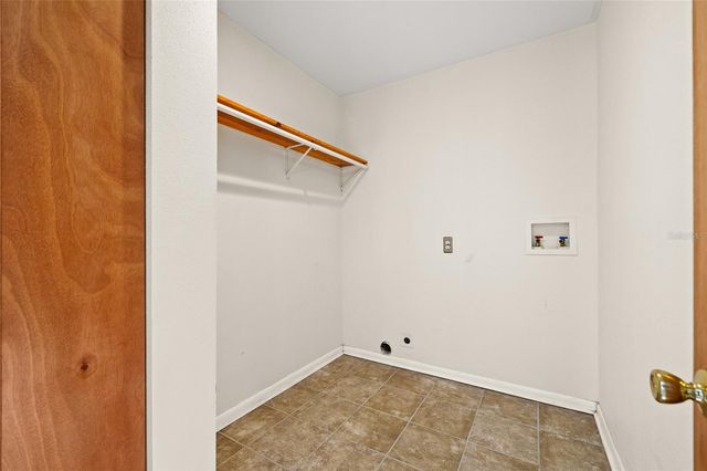 4402 W PAXTON AVENUE, Tampa, FL 33611