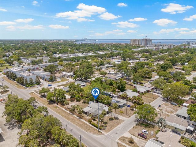 4402 W PAXTON AVENUE, Tampa, FL 33611