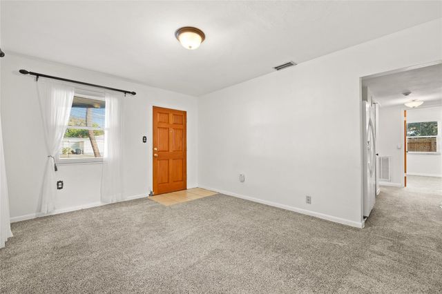 4402 W PAXTON AVENUE, Tampa, FL 33611