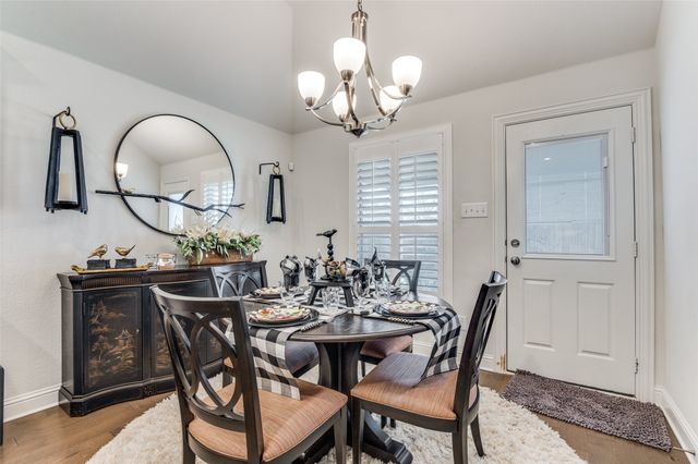 229 Wolf Creek Drive, Waxahachie, TX 75165