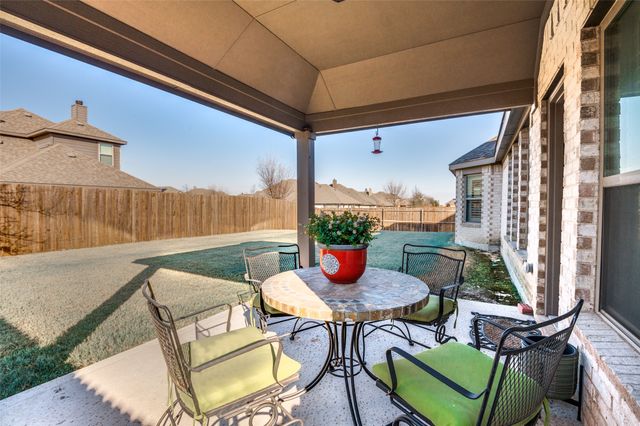 229 Wolf Creek Drive, Waxahachie, TX 75165