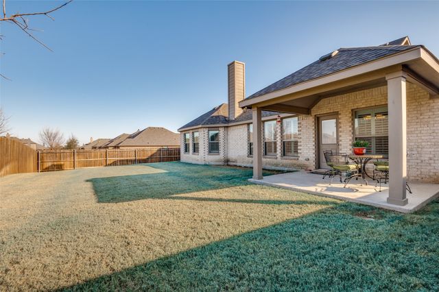 229 Wolf Creek Drive, Waxahachie, TX 75165