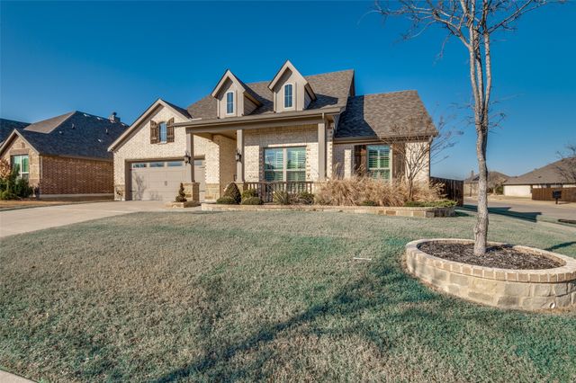229 Wolf Creek Drive, Waxahachie, TX 75165