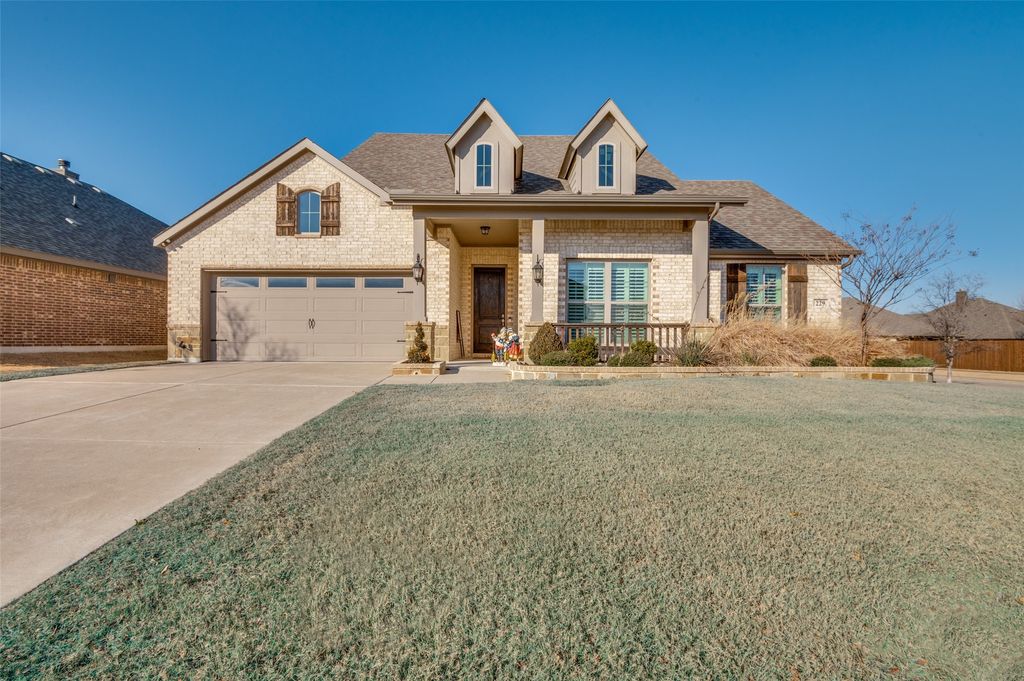 229 Wolf Creek Drive, Waxahachie, TX 75165