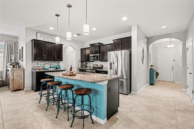 5465 SUNCATCHER DRIVE, Wesley Chapel, FL 33545