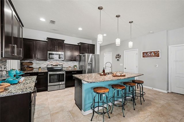 5465 SUNCATCHER DRIVE, Wesley Chapel, FL 33545