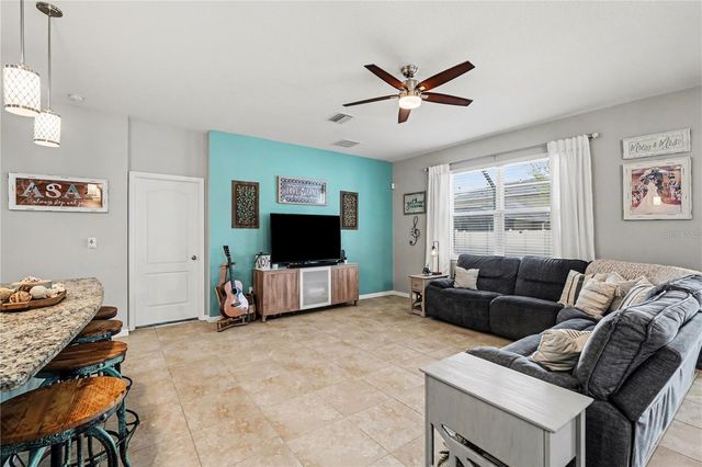 5465 SUNCATCHER DRIVE, Wesley Chapel, FL 33545