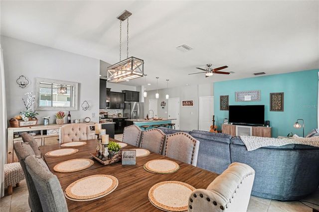 5465 SUNCATCHER DRIVE, Wesley Chapel, FL 33545