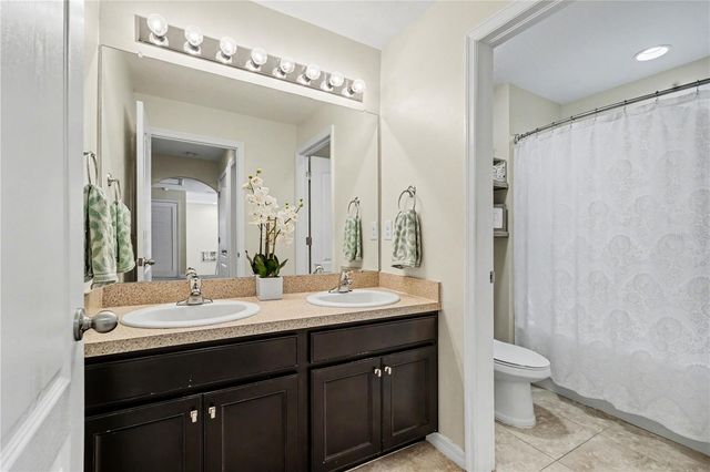 5465 SUNCATCHER DRIVE, Wesley Chapel, FL 33545