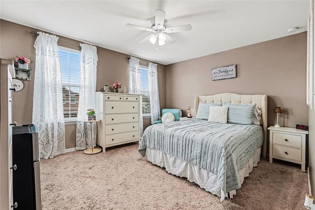 5465 SUNCATCHER DRIVE, Wesley Chapel, FL 33545