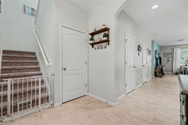 5465 SUNCATCHER DRIVE, Wesley Chapel, FL 33545