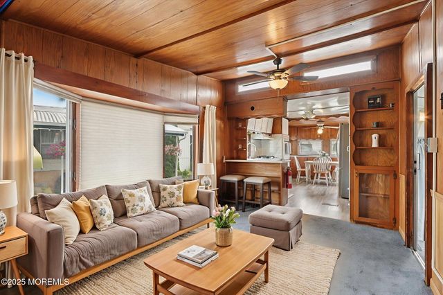 220 W Sylvania Avenue, 16, Neptune City, NJ 07753