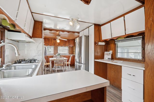 220 W Sylvania Avenue, 16, Neptune City, NJ 07753