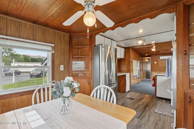 220 W Sylvania Avenue, 16, Neptune City, NJ 07753