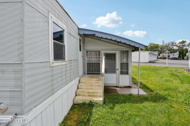 220 W Sylvania Avenue, 16, Neptune City, NJ 07753