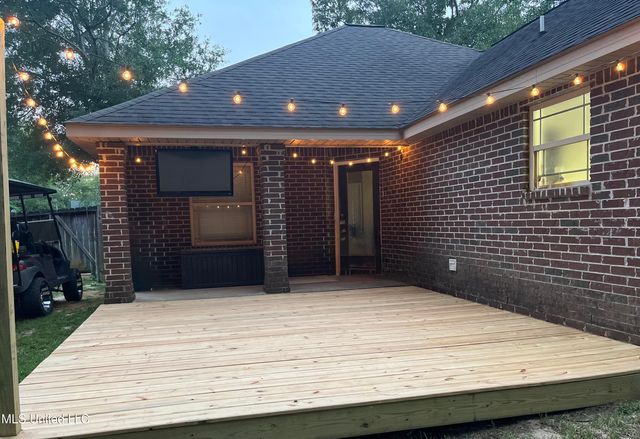 9612 Kini Street, Diamondhead, MS 39525